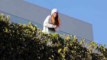 Clara Chía, sonriente y derrochando complicidad con Piqué tras su supuesto ataque de ansiedad