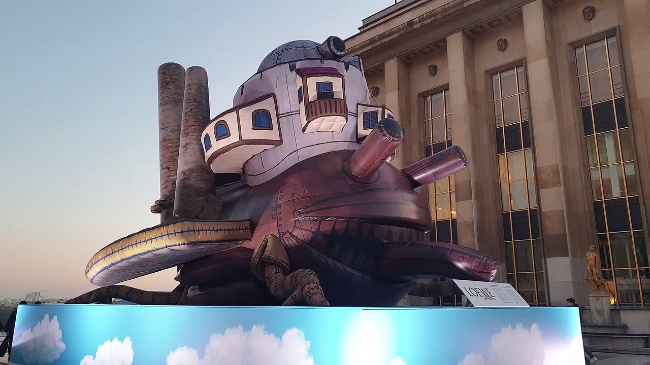 Réplique miniature du Château ambulant à Paris