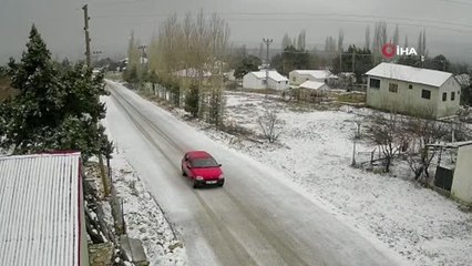 Mersin'in yüksek kesimlerinde kar yağışı etkili oluyor