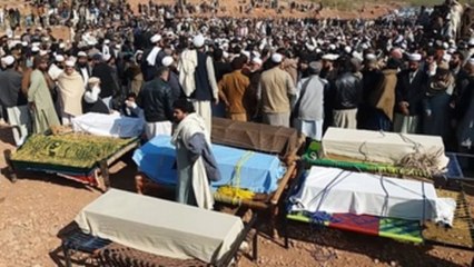 El hundimiento de un barco deja 51 muertos, en su mayoría niños, en Pakistán