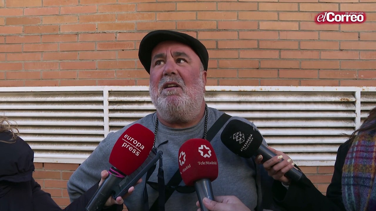 Vecinos destacan las «llamas inmensas» que salían de la vivienda