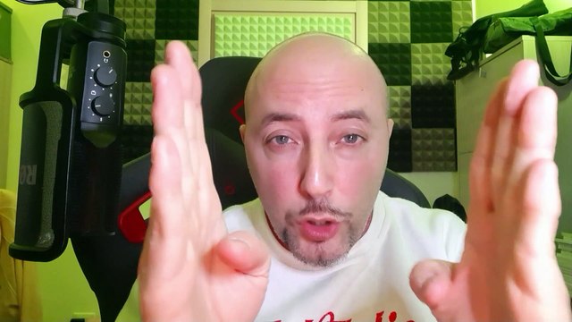 Amici 22, Spazio per Samuel che approfitta per dire la sua dopo l'eliminazione