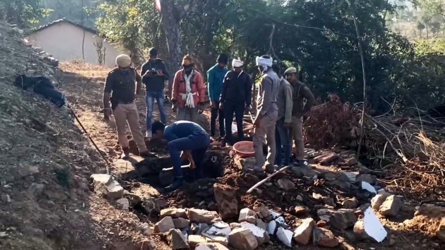 Daughter accuses brother of killing father, body buried 20 days ago, exhumed on charges of murder