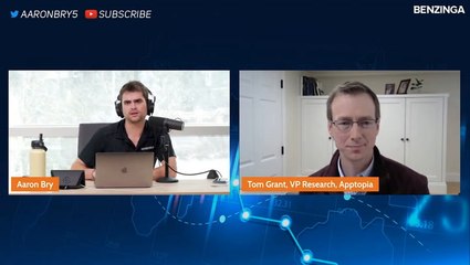 Looking Into Snapchat's Mobile Data Trends Ahead Of Earnings