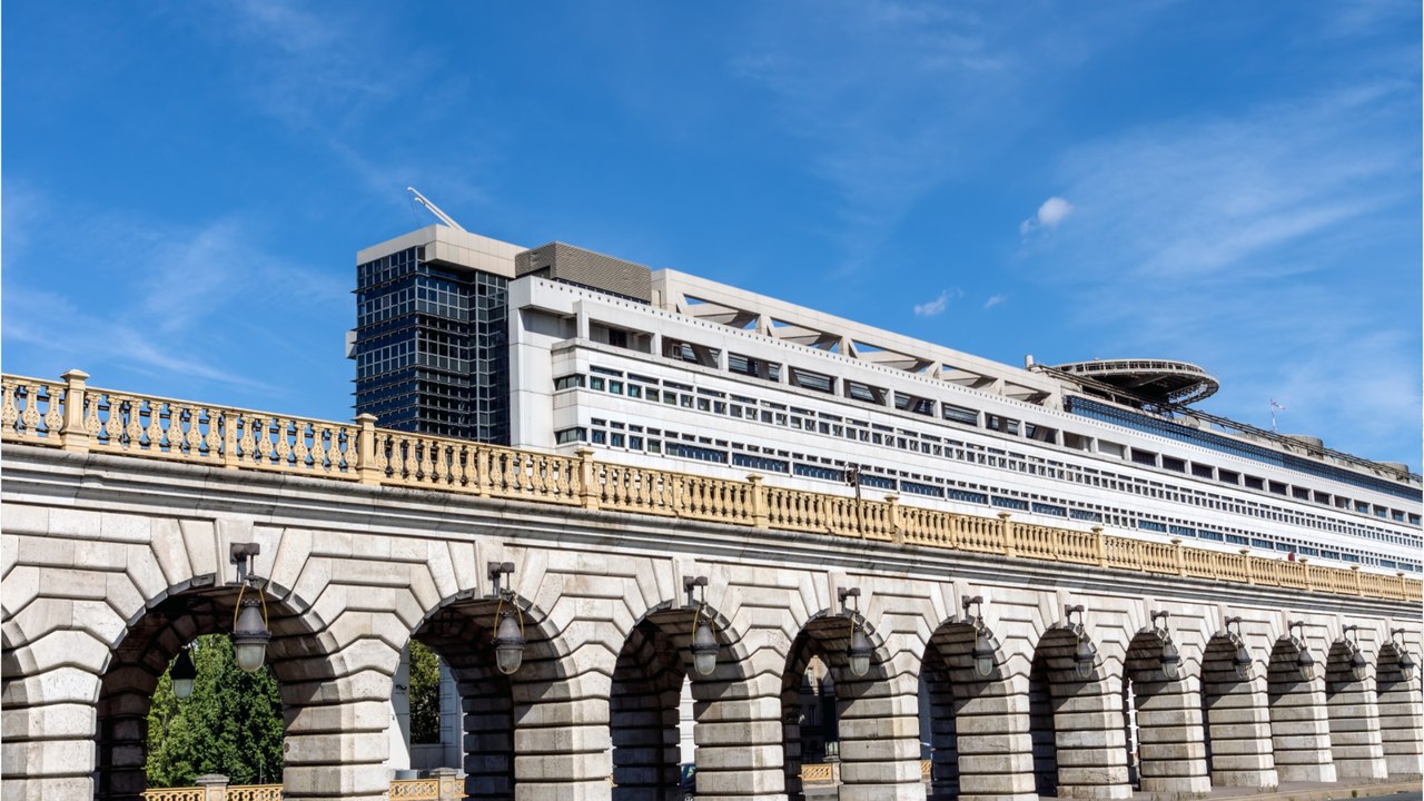 Niches fiscales, retraites, emploi local… l’exécutif veut baisser les dépenses publiques