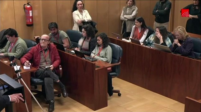 Lobato denuncia que su madre ha recibido insultos en su domicilio