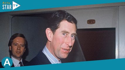 "Par pitié, mon Dieu" : Ce rituel de Charles III en caleçon qu'il tient loin des yeux de tous et red