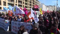 Novas mobilizações contra a reforma das pensões em França