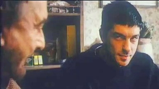 A/R Andata + Ritorno | movie | 2004 | Official Trailer