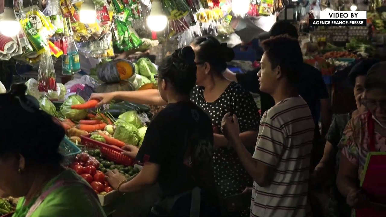 Eye-watering onion prices make Philippine staple a luxury