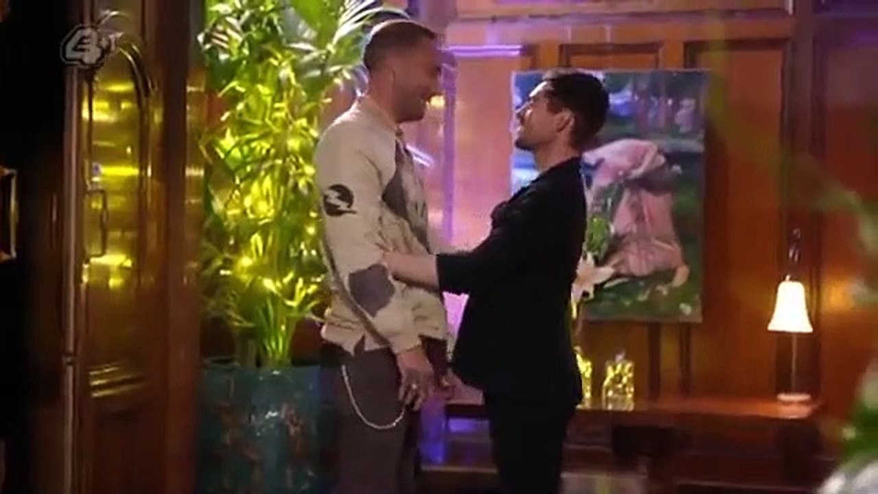 Celebs Go Dating - Se3 - Ep01 HD Watch