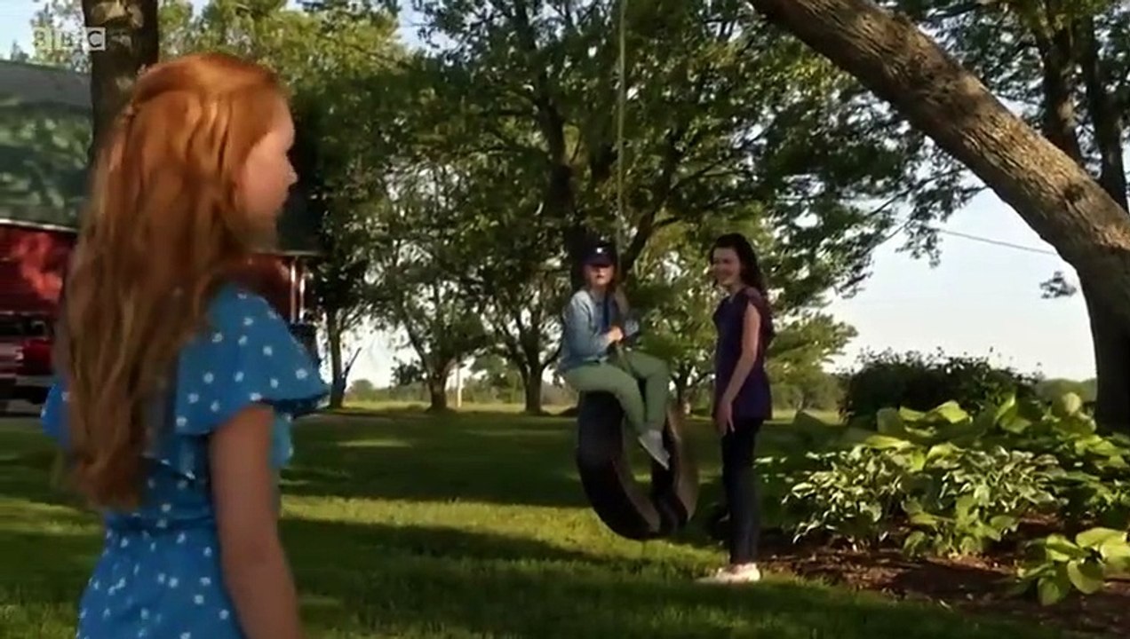 Holly Hobbie - Se1 - Ep02 - The Churlish Cheerleader HD Watch