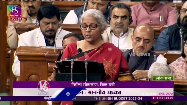 Centre To Set Up 100 Labs To Develop 5G Apps and Services : Nirmala Sitharaman | Budget 2023 | V6