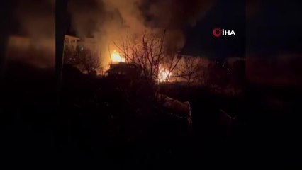 Müstakil ev alevlere teslim oldu