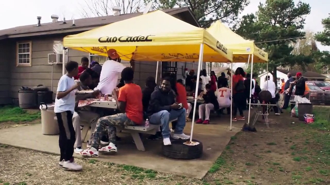 Last Chance U - Se3 - Ep05 - 305 HD Watch