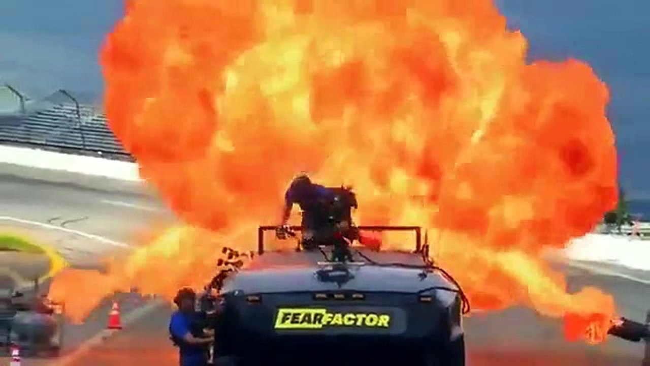 Fear Factor - Se9 - Ep05 - Summer Vacation From Hell HD Watch