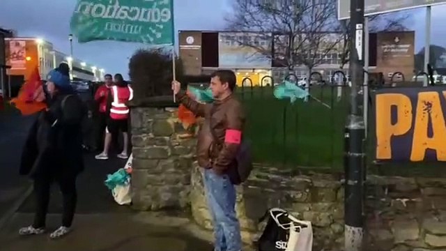 'Give schools the funding they deserve' say striking Sunderland teachers