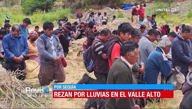 Pobladores en Cochabamba oran pidiendo que la lluvia llegue a sus comunidades