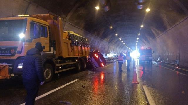 Bolu Dağı Tüneli trafiğe kapandı mı? Bolu Tüneli İstanbul istikameti yol kapandı mı?