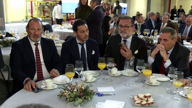 Moreno anuncia próximas fechas para la Línea 3 de Metro y el Hospital Militar de Sevilla