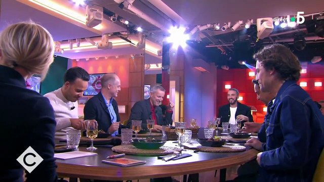 Anne-Elisabeth Lemoine parle de son poids dans C à vous