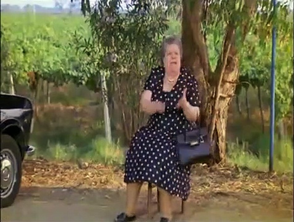 Bianco, rosso e Verdone | movie | 1981 | Official Trailer