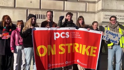 İngiltere'de son 10 yılın en büyük grevi: