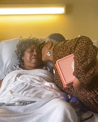 Surprise Reunion After 1000 Miles: Grandma's Priceless Reaction!