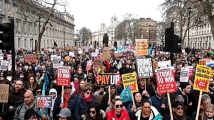 Medio millón de trabajadores en R.Unido en mayor huelga en una década