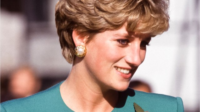 Voici - Lady Diana : plusieurs lettres écrites pendant son divorce avec Charles III vont être vendues aux enchères