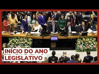 Posse na Câmara é marcada por presença 'inusitada' e mal-estar