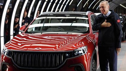 İlk üretilen Togg'a talip olan Cumhurbaşkanı Erdoğan, ikinci aracın kime gideceğini canlı yayında paylaştı