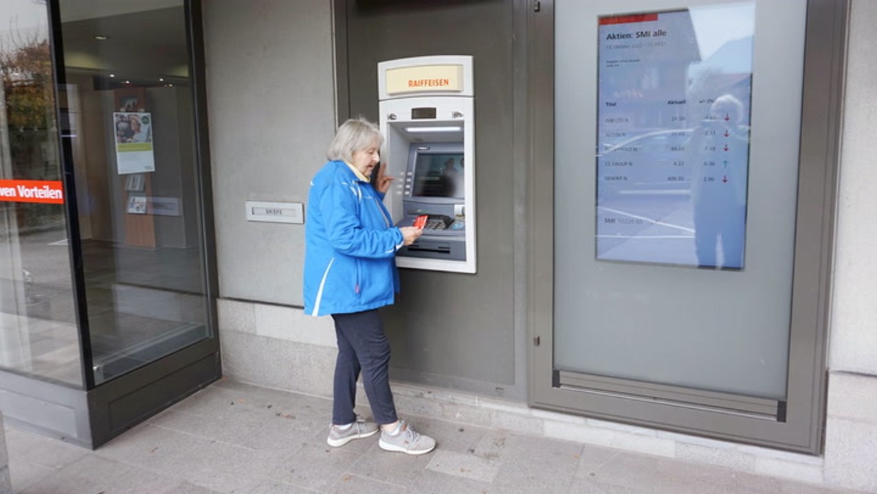 Rente: Wie viel Geld bekommt man, ohne je gearbeitet zu haben?