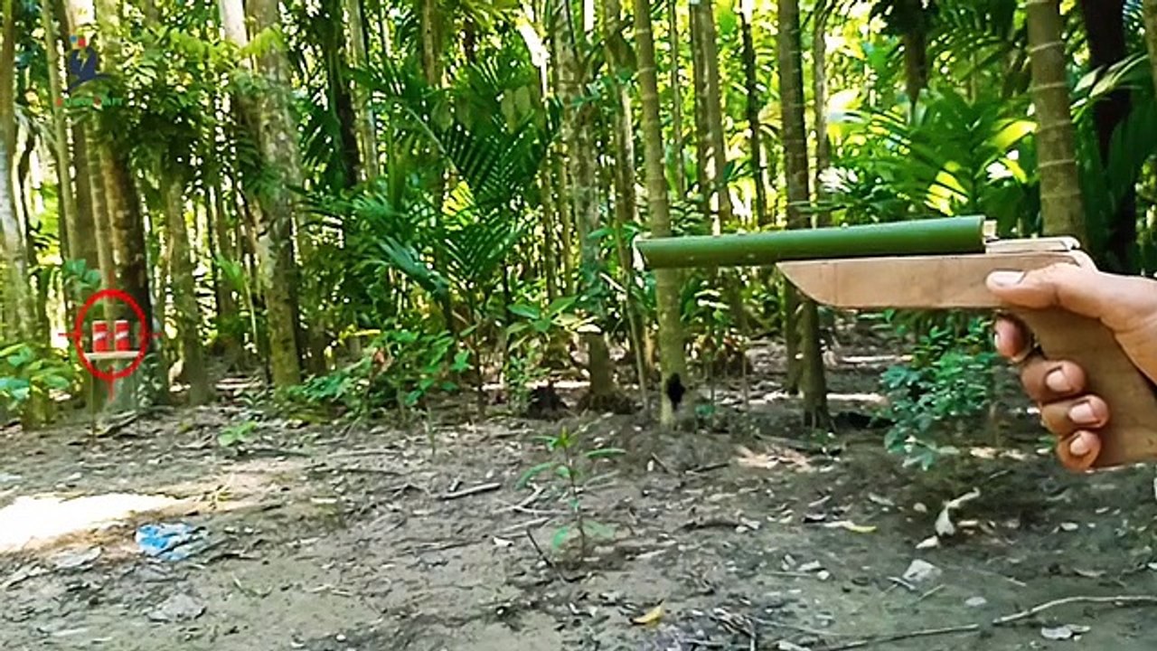 Amazing Toy used bamboo