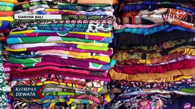 Pasar Seni Guwang Kembali Ramai Dikunjungi Wisatawan