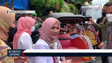 Belanja di Pasar Beringharjo, Iriana Jokowi Borong Tas hingga Daster