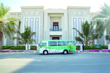 صدّق أو لا تصدّق.. تمور عمان تعمل كوقود للحافلات!