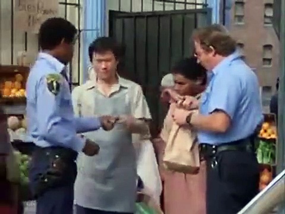 Hill Street Blues - Se6 - Ep04 - In the Belly of the Bus HD Watch
