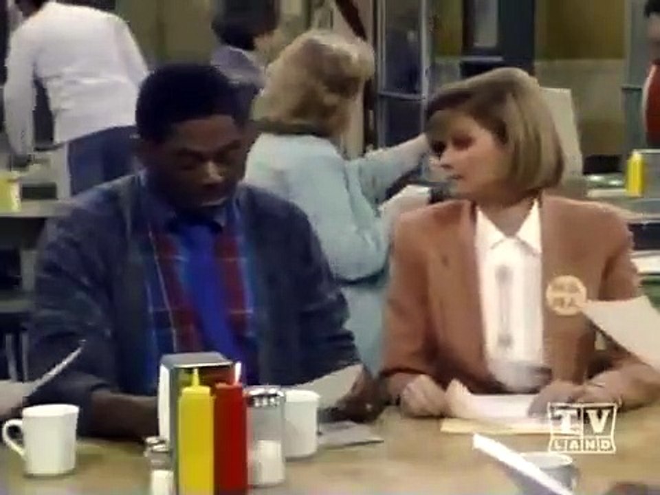 Night Court - Se8 - Ep17 - Alone Again, Naturally. HD Watch