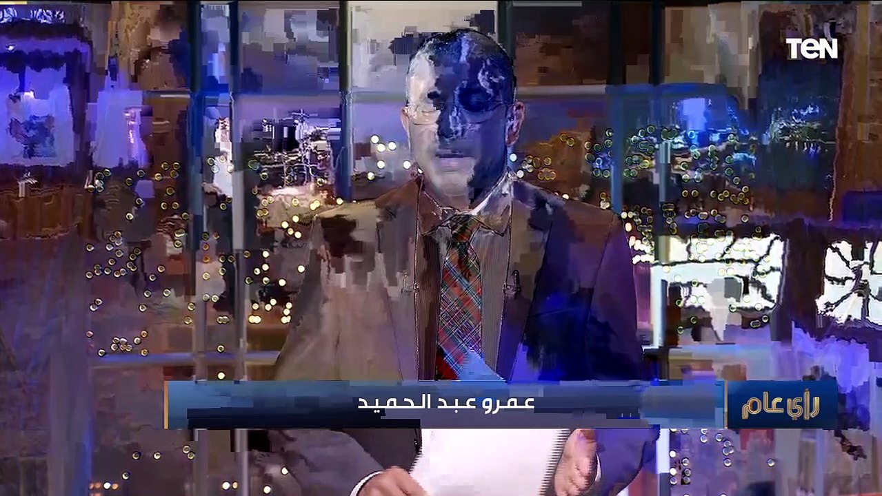 عمرو عبد الحميد يتسائل: ماذا يفعل المصريون برسائل الدكتوراه؟