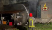 Pescara - A fuoco un casolare abbandonato (02.02.23)