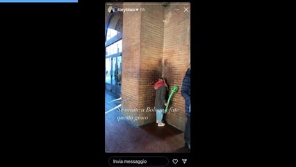 Ilary Blasi e il gioco misterioso sotto il palazzo del Podestà