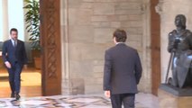 El Govern y el PSC escenifican con la firma el acuerdo para los presupuestos