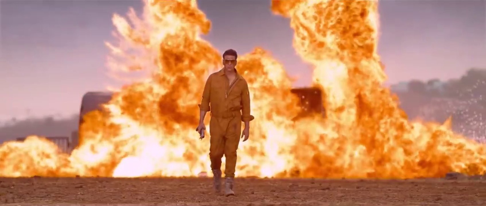 SELFIEE Official Trailer - Akshay Kumar, Emraan, Nushratt, Diana - Raj Mehta