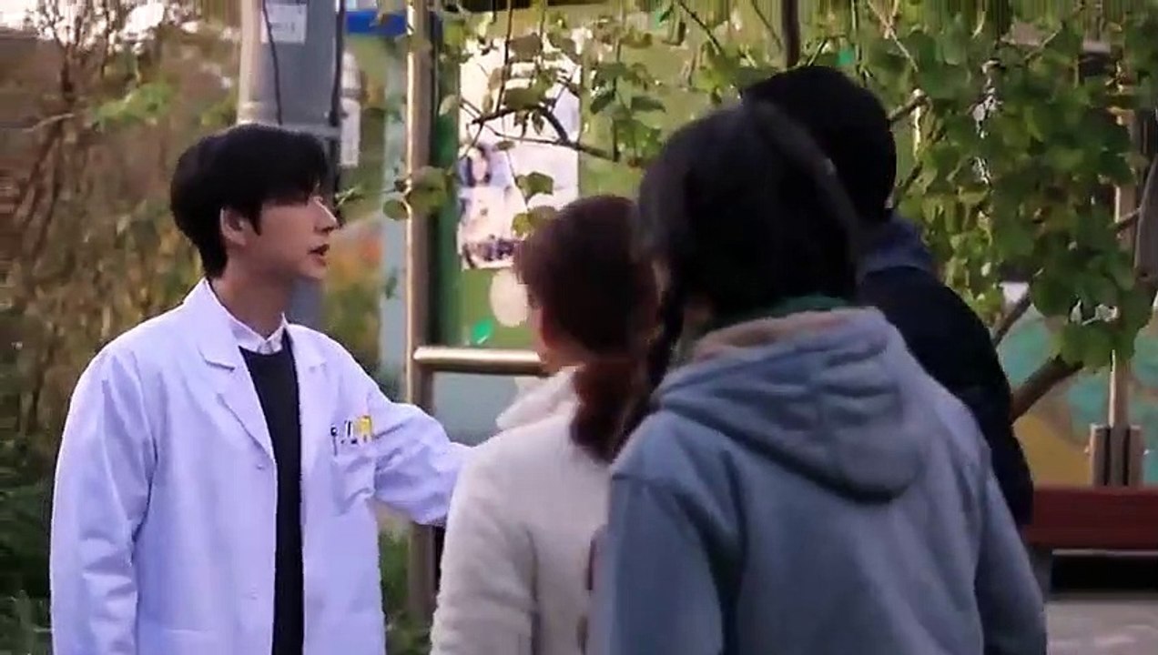 Busted! - Se1 - Ep05 - The Last Vampire HD Watch