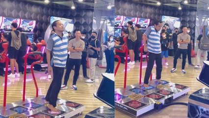 Bapak Ini Jago Banget Dance Sambil Main Pad Pump It Up #Shorts