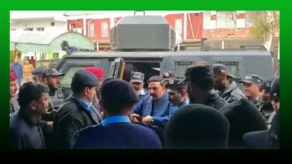 Sheikh Rasheed stylish entry in the court