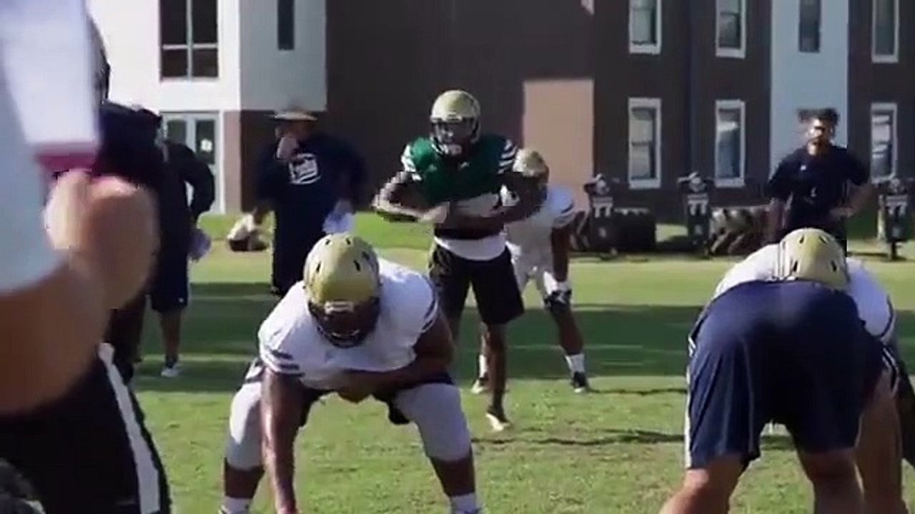 Last Chance U - Se4 - Ep01 - Ep05 - The Hangover HD Watch