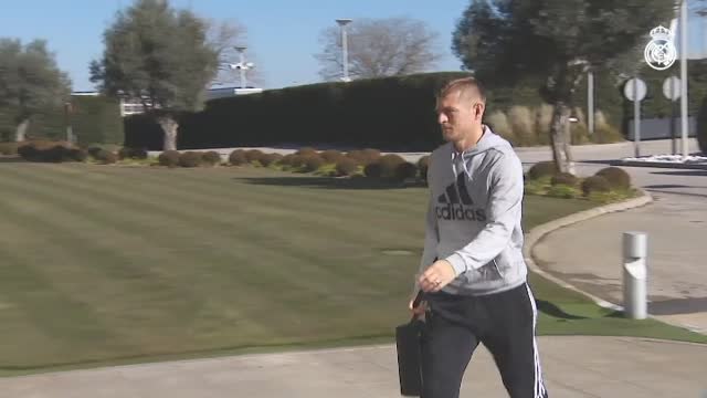 El Madrid, obligado a ganar al Valencia