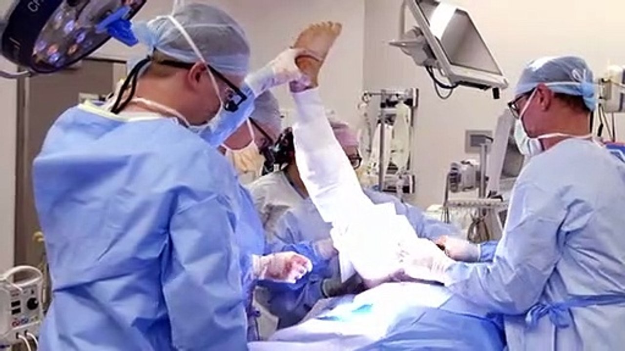 Trauma Down Under - Se1 - Ep01 HD Watch